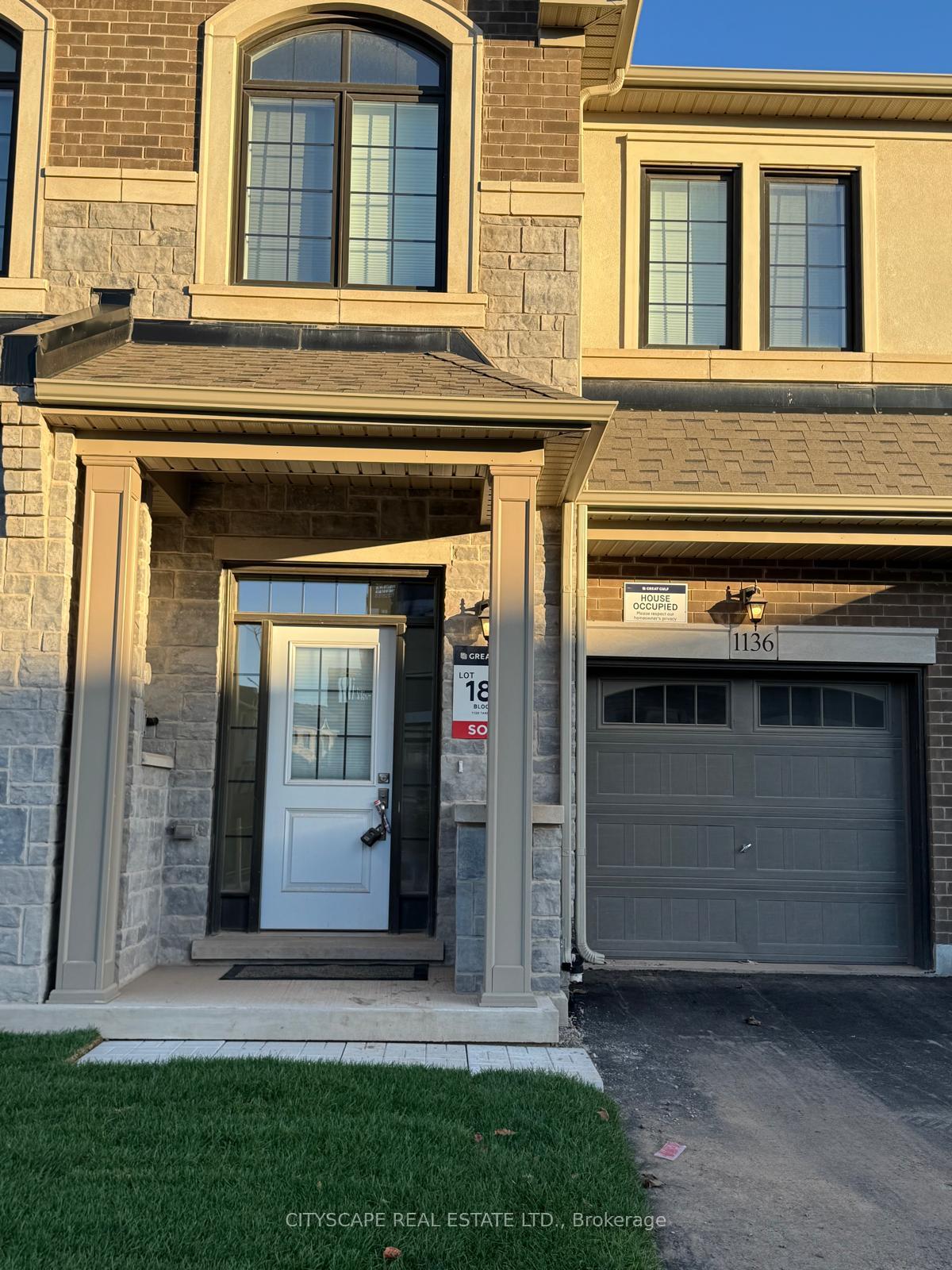 1136-tanbark-avenue-oakville-ontario-w12466976
