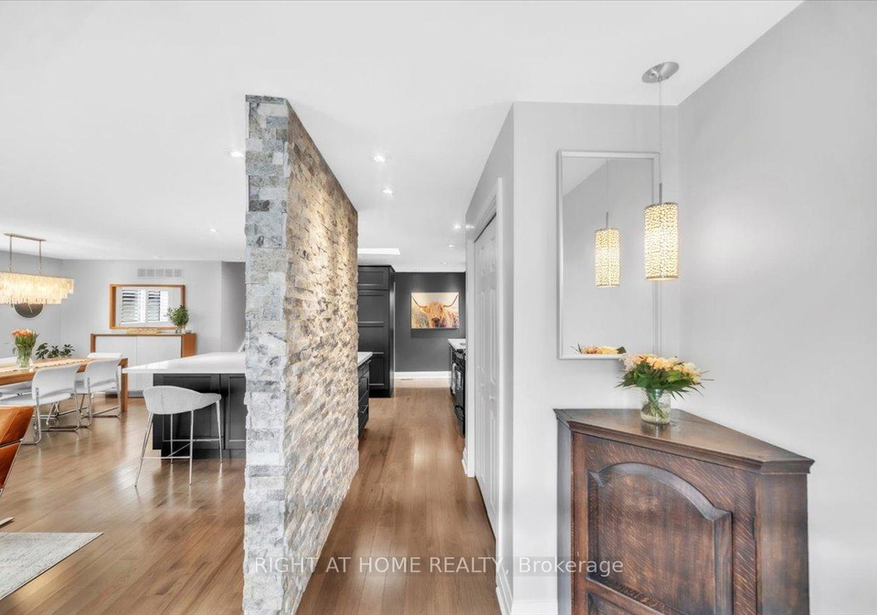 2301-devon-road-oakville-ontario-w12466979