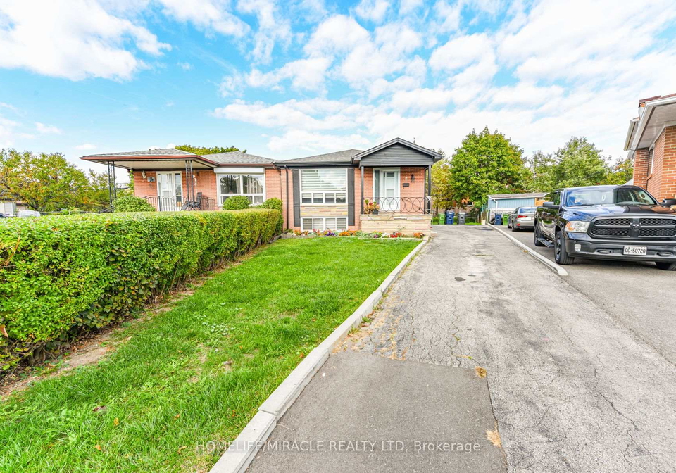 20-charnleigh-court-etobicoke-ontario-w12467114