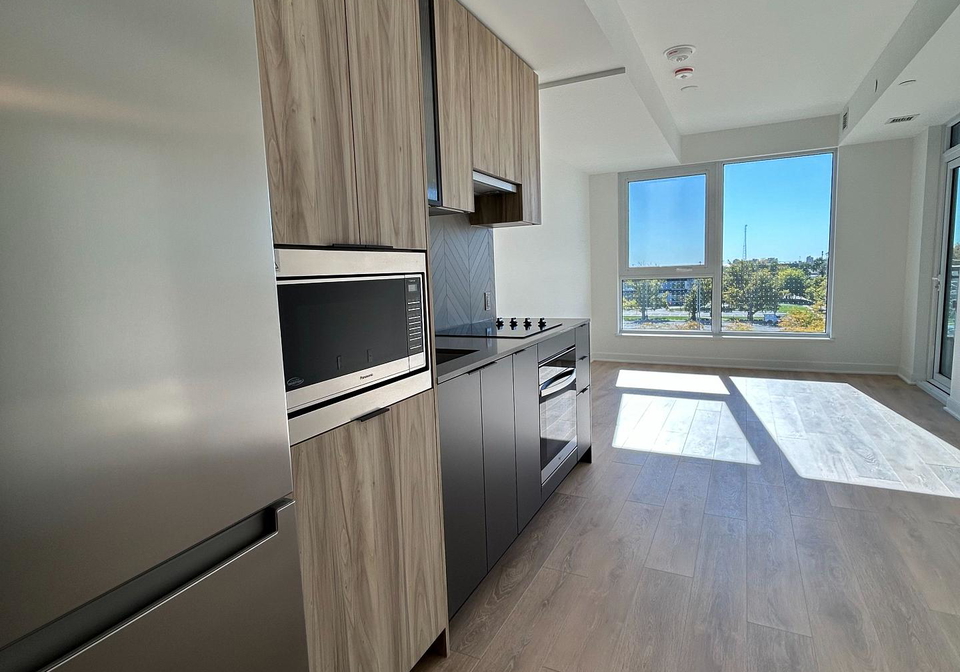1037-the-queensway-etobicoke-ontario-w12467161