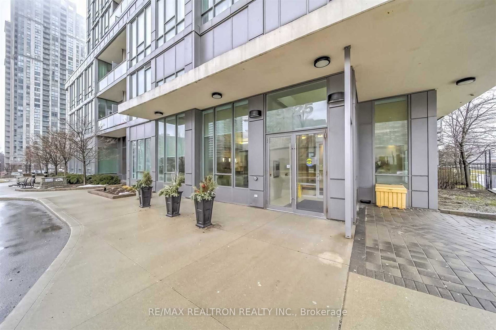 3525-kariya-drive-mississauga-ontario-w12467180