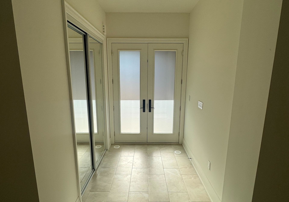 3301-taha-gardens-oakville-ontario-w12467211