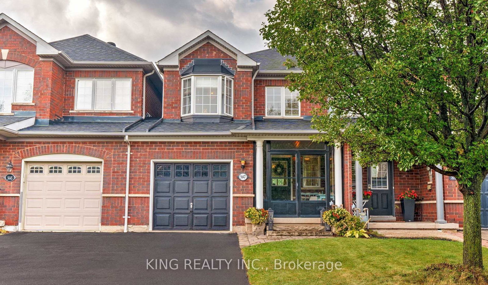 5647-stella-lane-burlington-ontario-w12467229