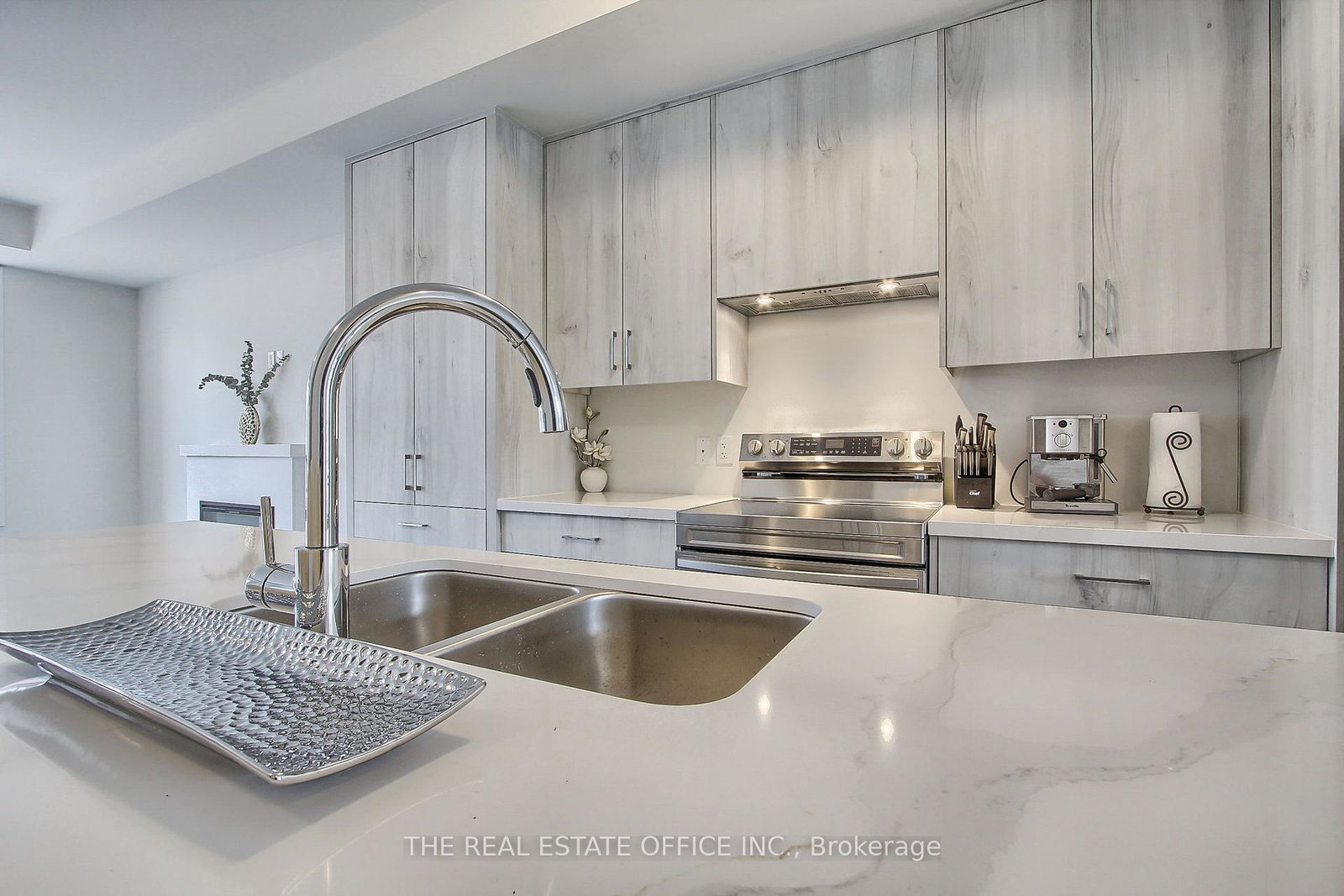 1340-william-halton-parkway-oakville-ontario-w12467291