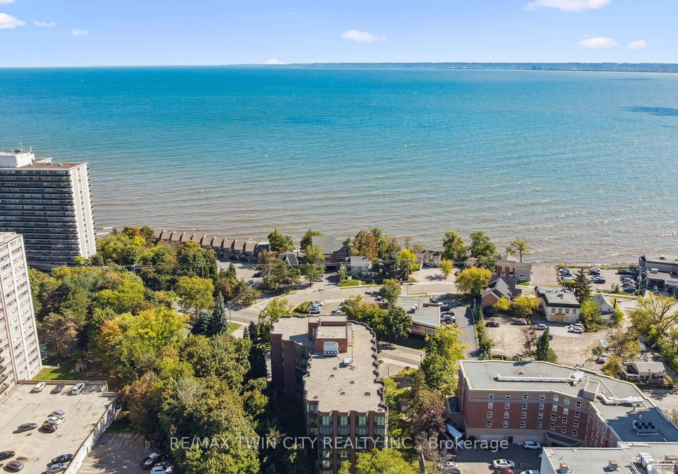 2121-lakeshore-road-burlington-ontario-w12467298