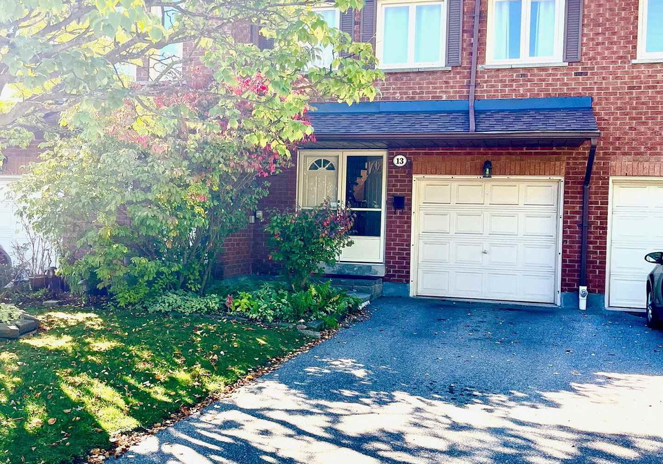 800-constellation-drive-mississauga-ontario-w12467391