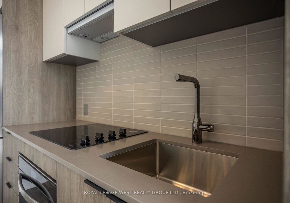 1007-the-queensway-etobicoke-ontario-w12467397