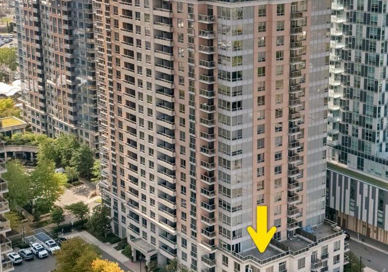 5233-dundas-street-w-etobicoke-ontario-w12467484
