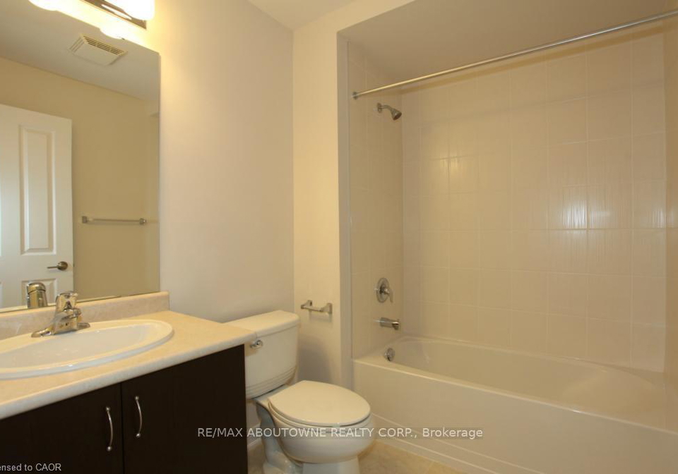 1401-e-plains-road-e-burlington-ontario-w12467986