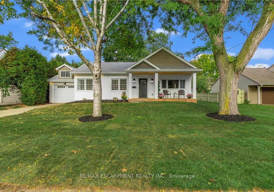 2073-maplewood-drive-burlington-ontario-w12468029