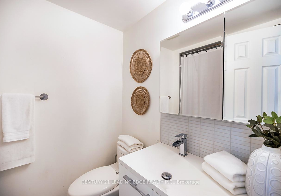 113-the-queensway-toronto-ontario-w12468099
