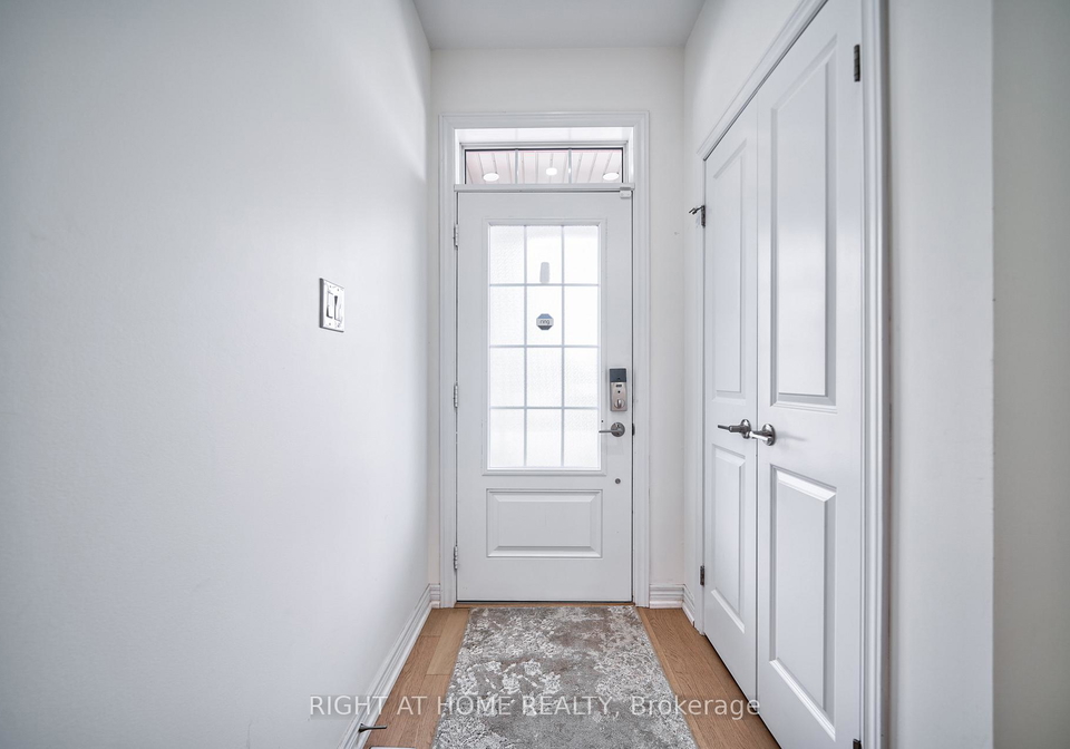 422-belcourt-common-oakville-ontario-w12468393
