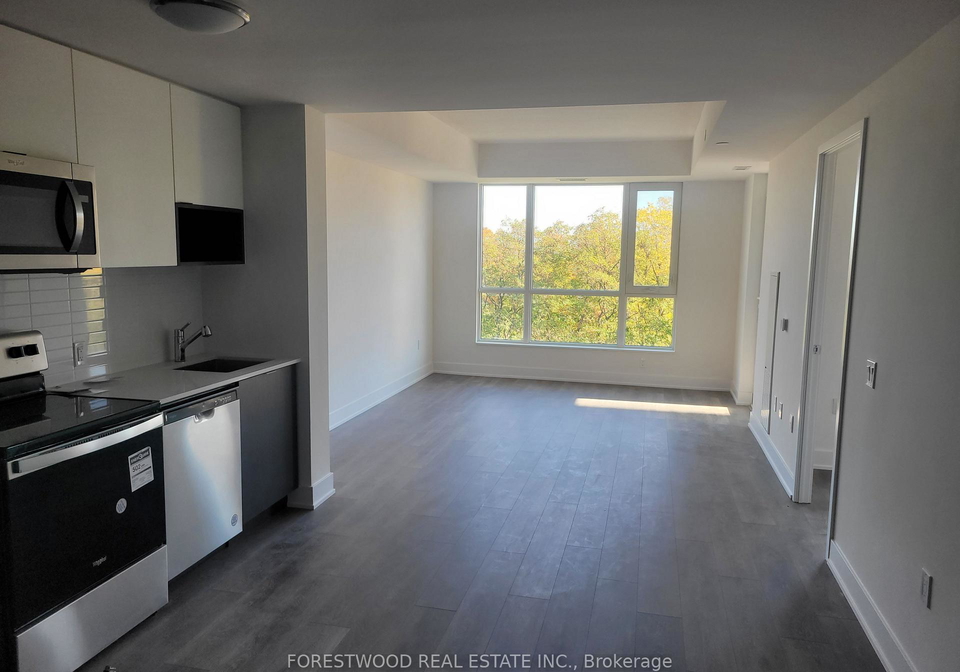 204-burnhamthrope-road-e-mississauga-ontario-w12468543