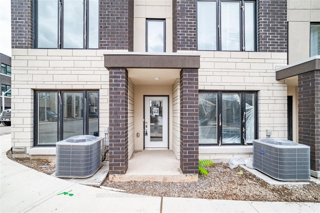 1095-cooke-boulevard-burlington-ontario-w12468637