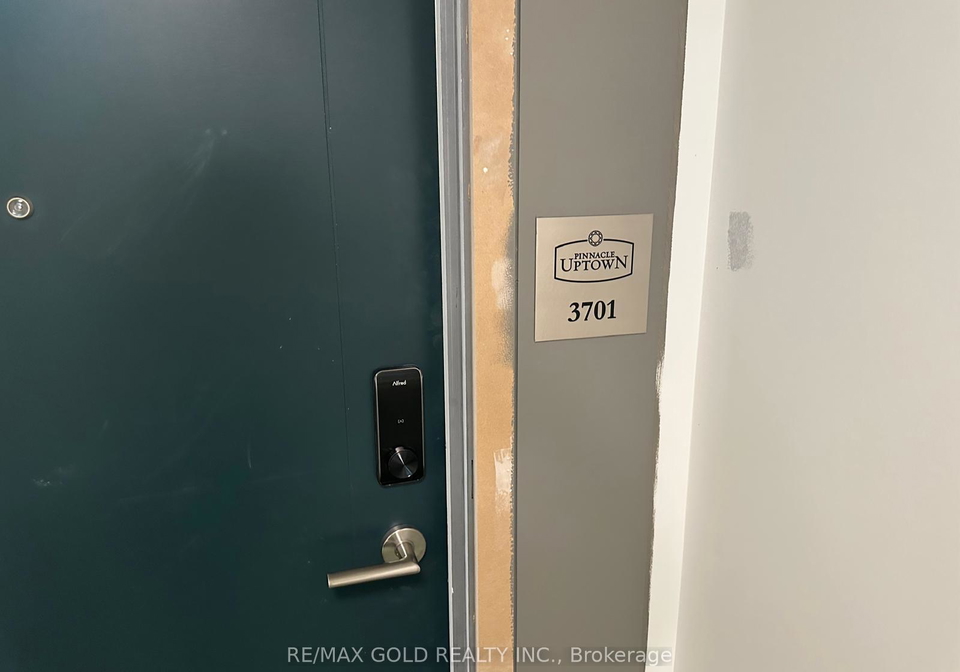 15-watergarden-drive-mississauga-ontario-w12468885
