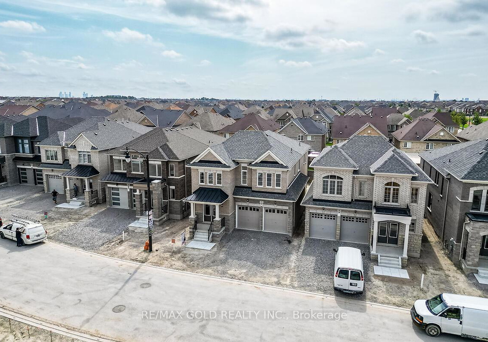 7-dolomite-drive-brampton-ontario-w12469126
