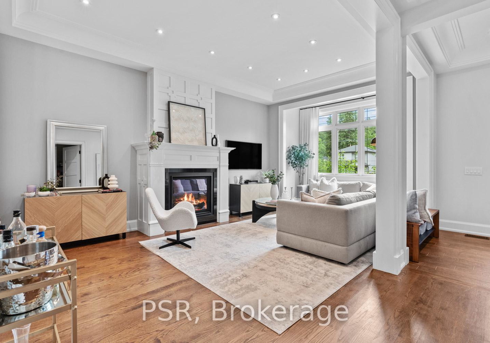 76-south-kingsway-toronto-ontario-w12469225
