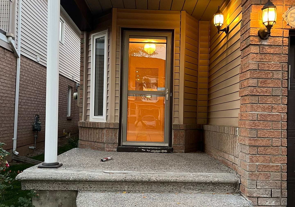 5107-lampman-avenue-burlington-ontario-w12469248