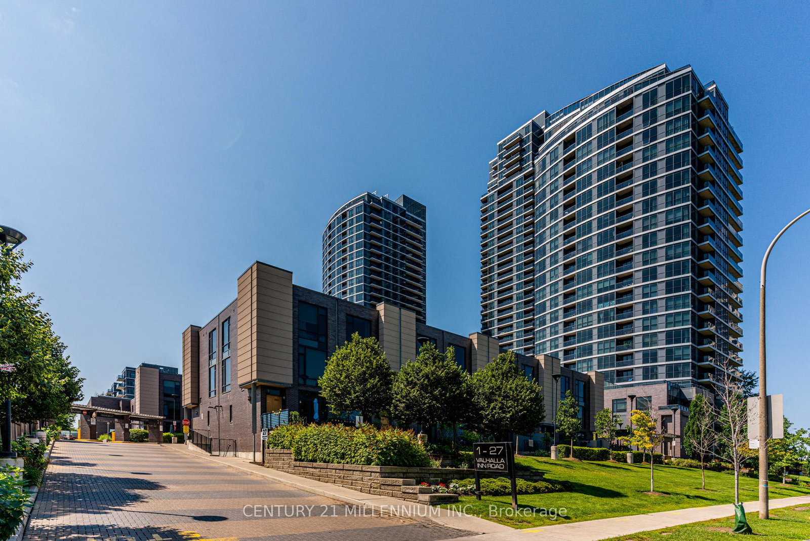 9-valhalla-inn-road-etobicoke-ontario-w12469271
