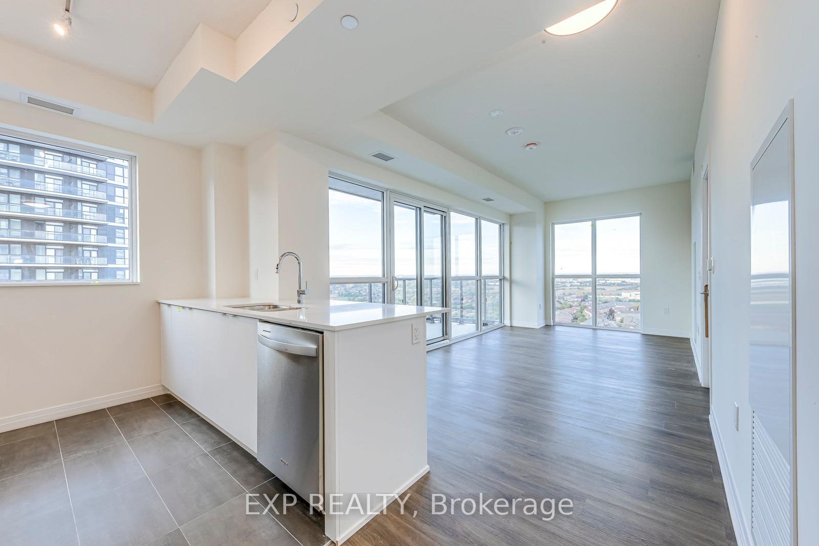 15-nw-watergarden-dr-drive-n-mississauga-ontario-w12469358