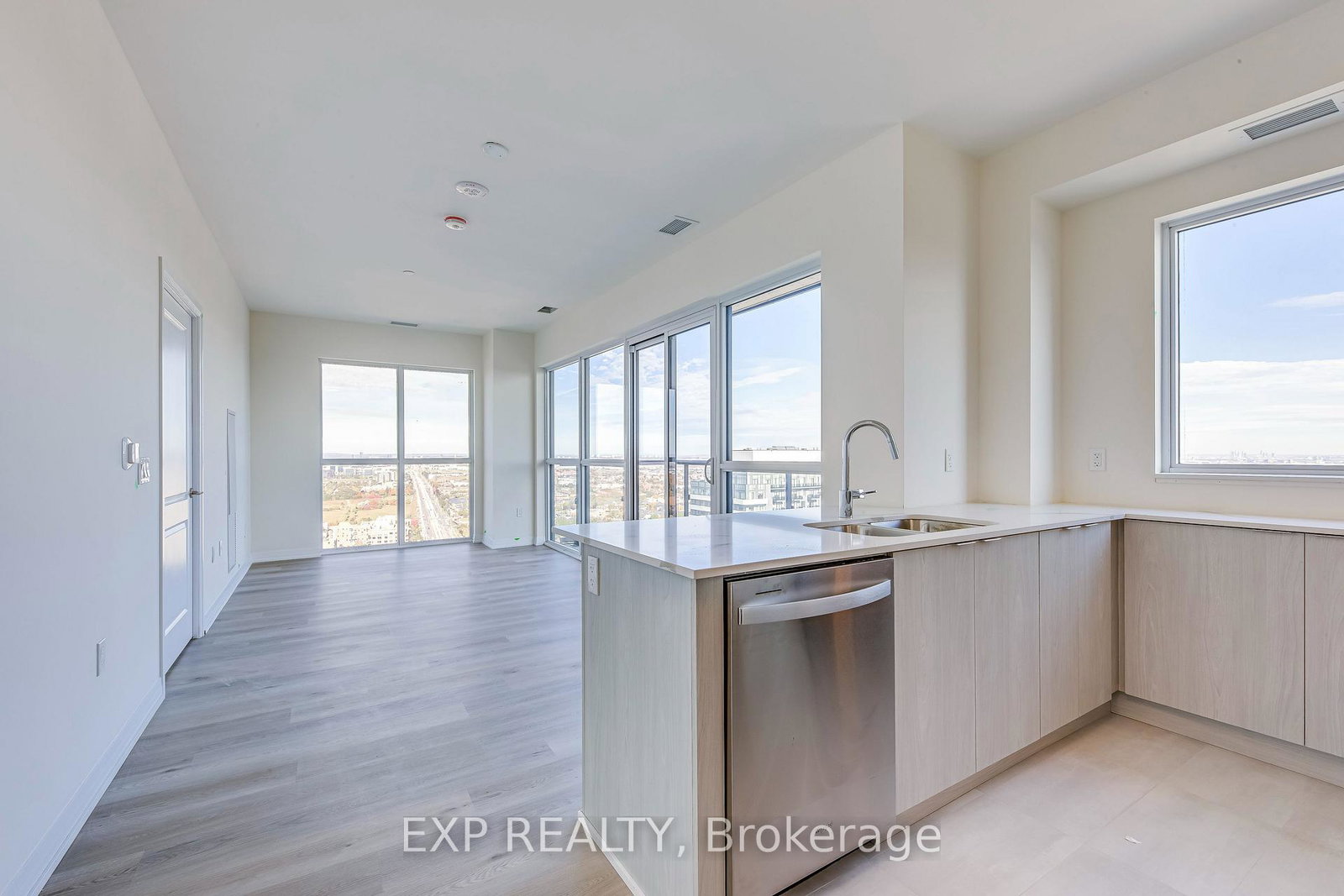 15-watergarden-drive-mississauga-ontario-w12469537