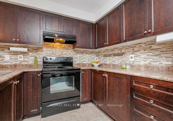 4209-thomas-alton-boulevard-burlington-ontario-w12469818