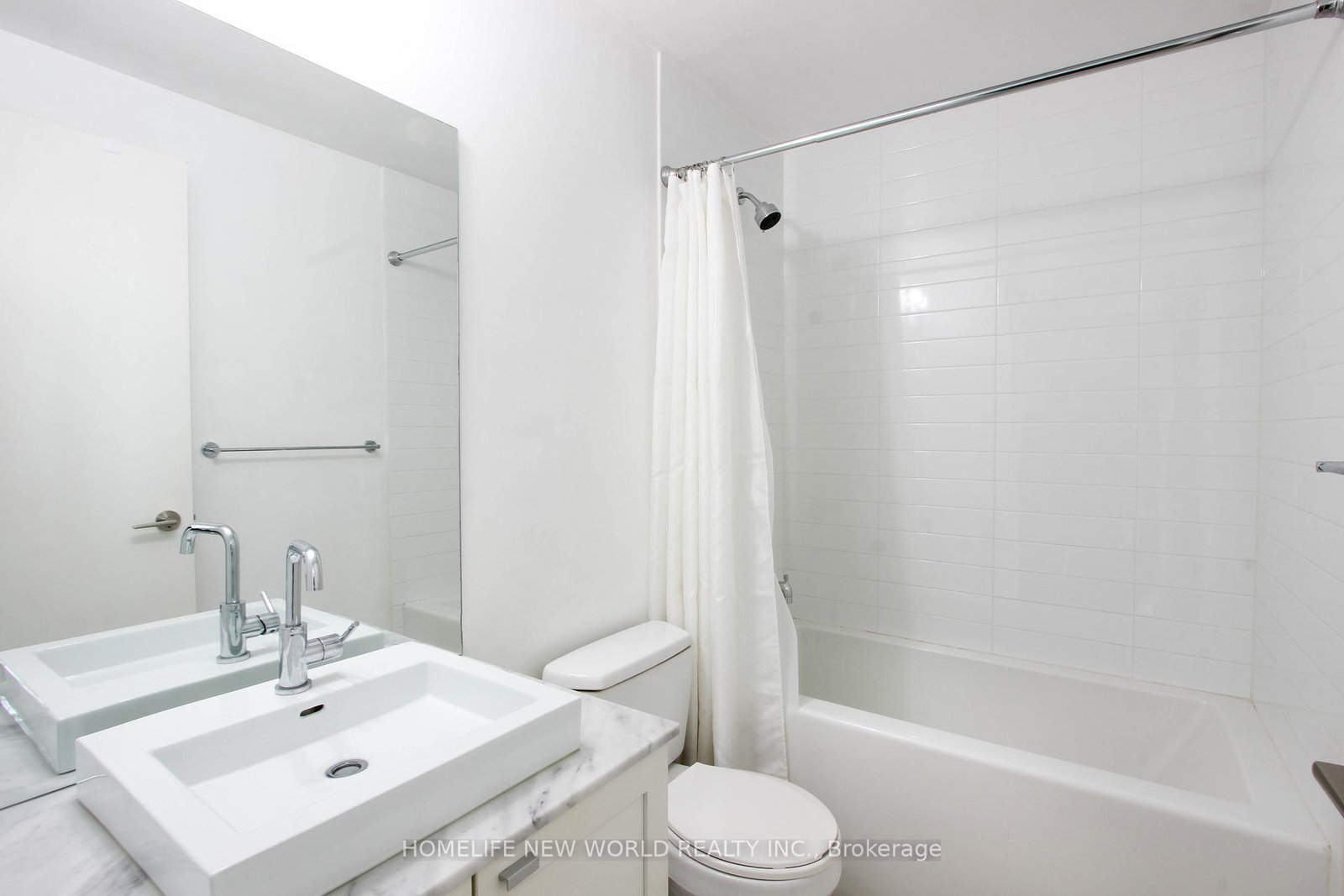 105-the-queens-way-toronto-ontario-w12469916