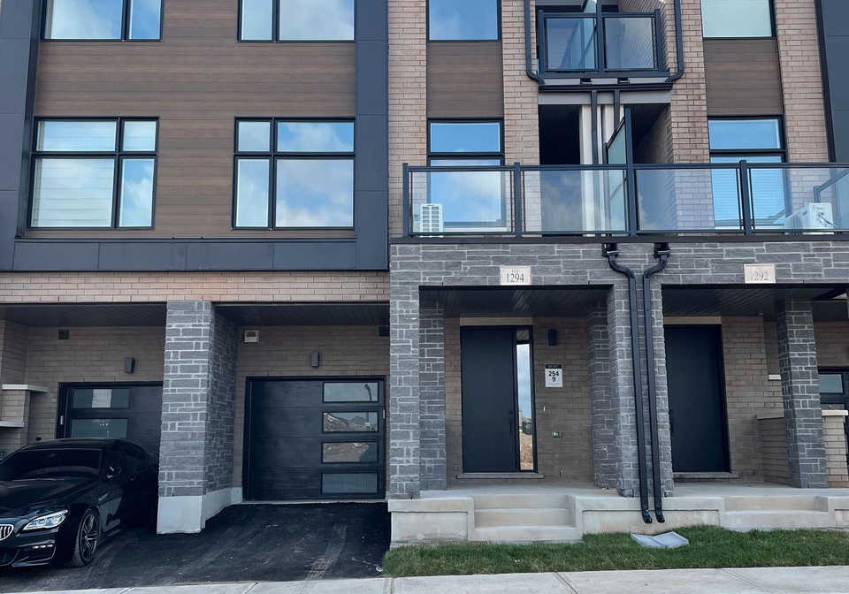 1294-muller-lane-oakville-ontario-w12470131