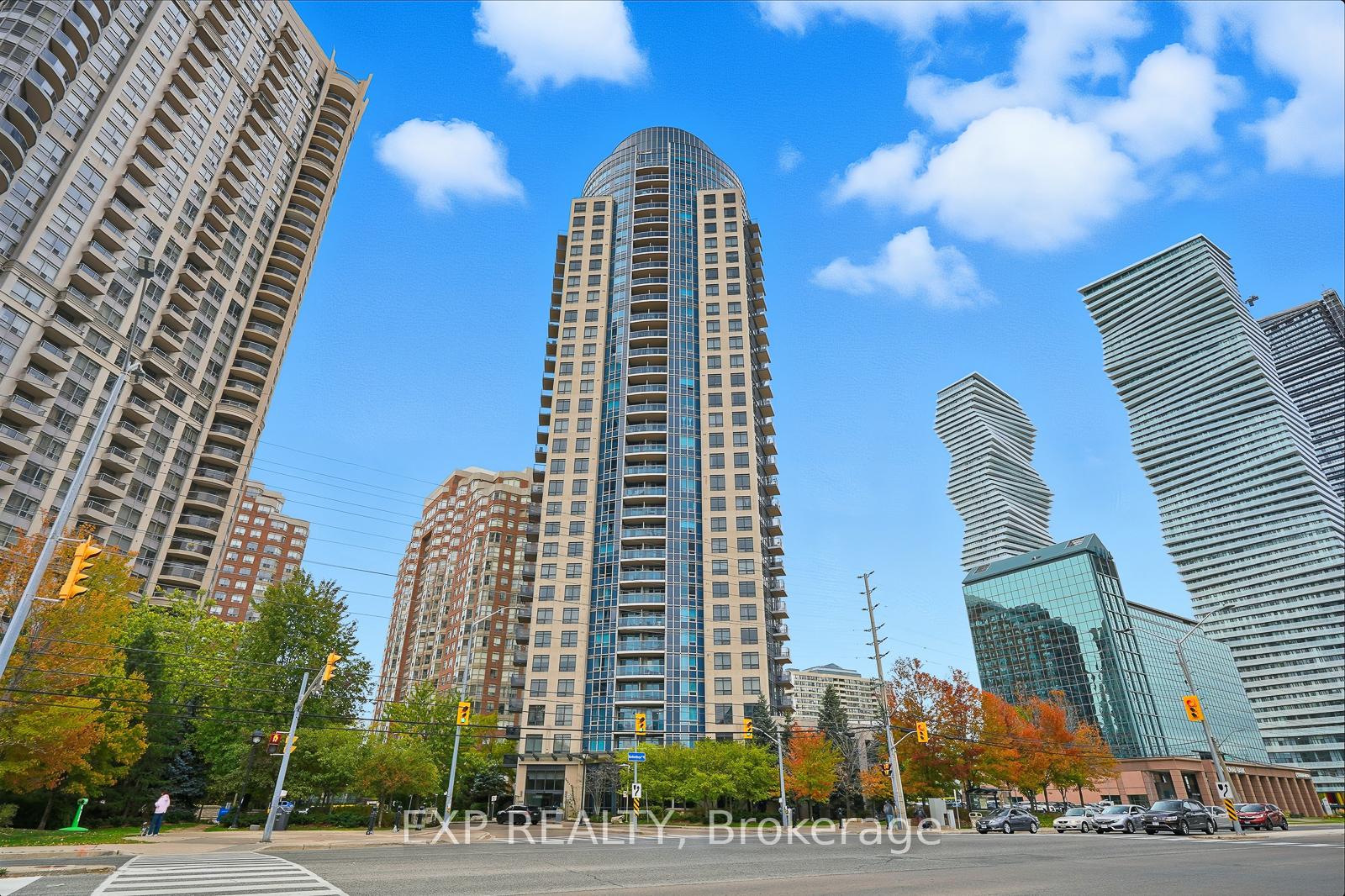 330-burnhamthorpe-road-w-mississauga-ontario-w12470151