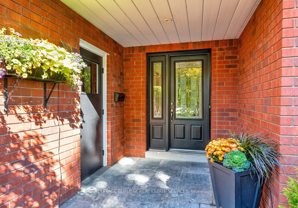 537-harmony-avenue-burlington-ontario-w12470160