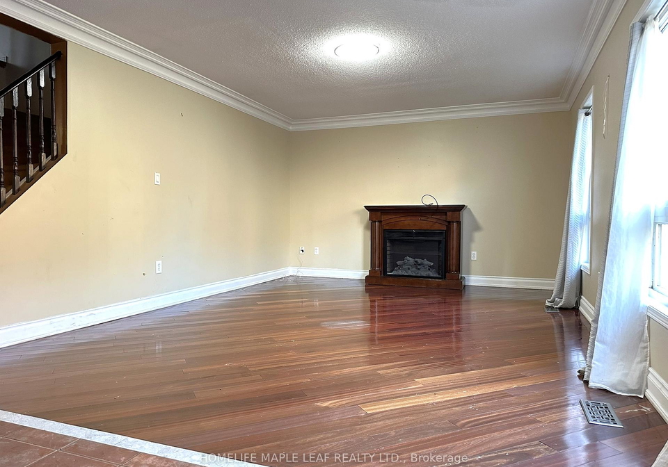 72-four-seasons-circle-brampton-ontario-w12470303