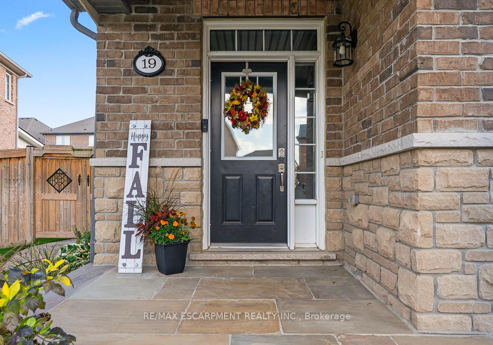 19-maple-cider-street-caledon-ontario-w12470359