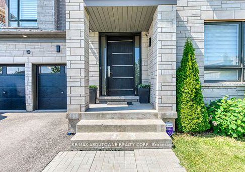 19-raindrop-terrace-brampton-ontario-w12470395