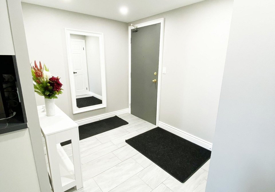 145-hillcrest-avenue-mississauga-ontario-w12470635