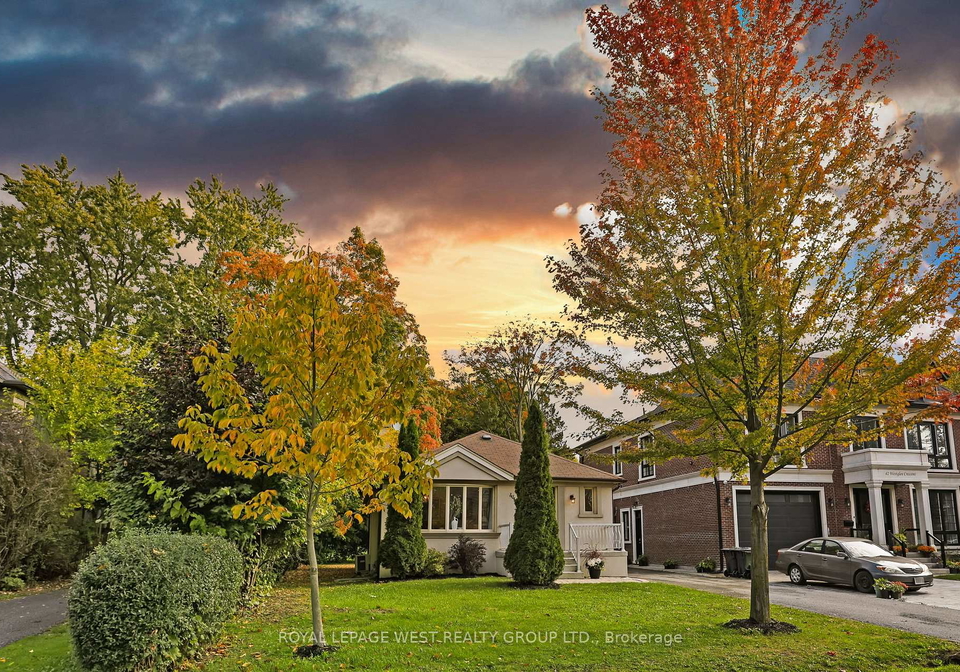 44-westglen-crescent-etobicoke-ontario-w12471172