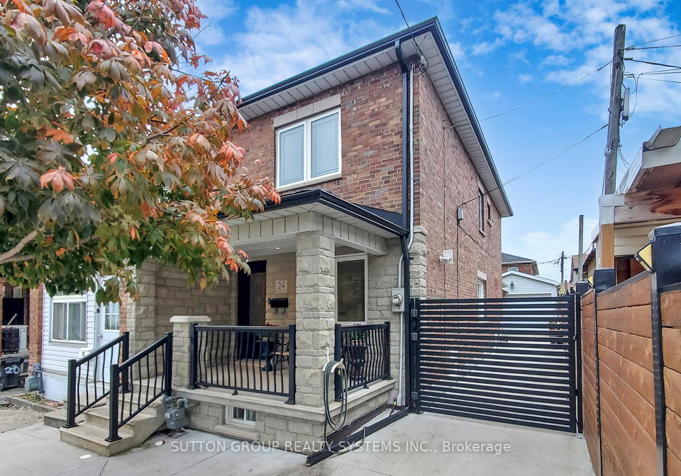 24-chambers-avenue-toronto-ontario-w12471286