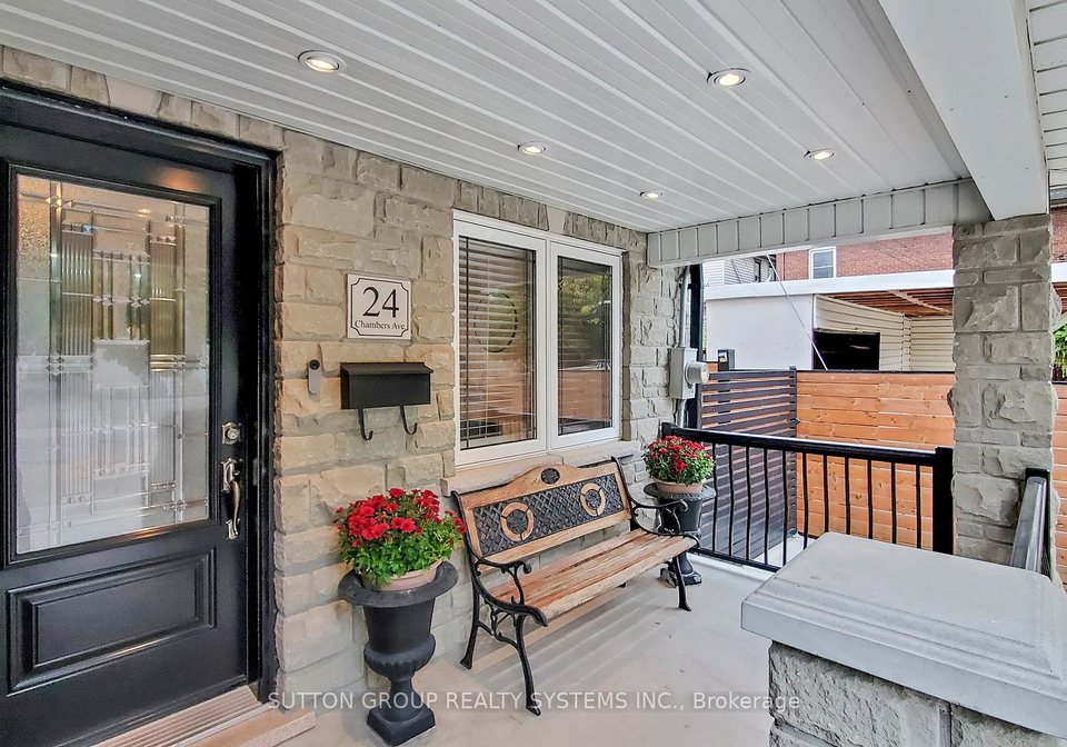 24-chambers-avenue-toronto-ontario-w12471286