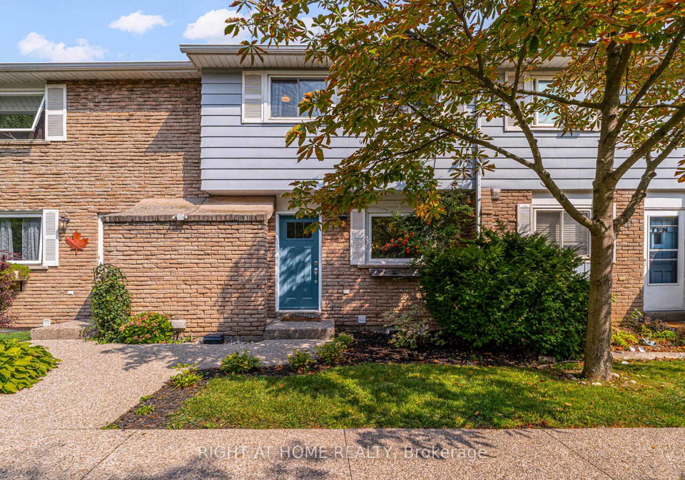 2067-marine-drive-oakville-ontario-w12471297