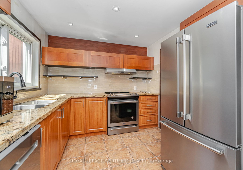 13-hilldowntree-trail-brampton-ontario-w12471315