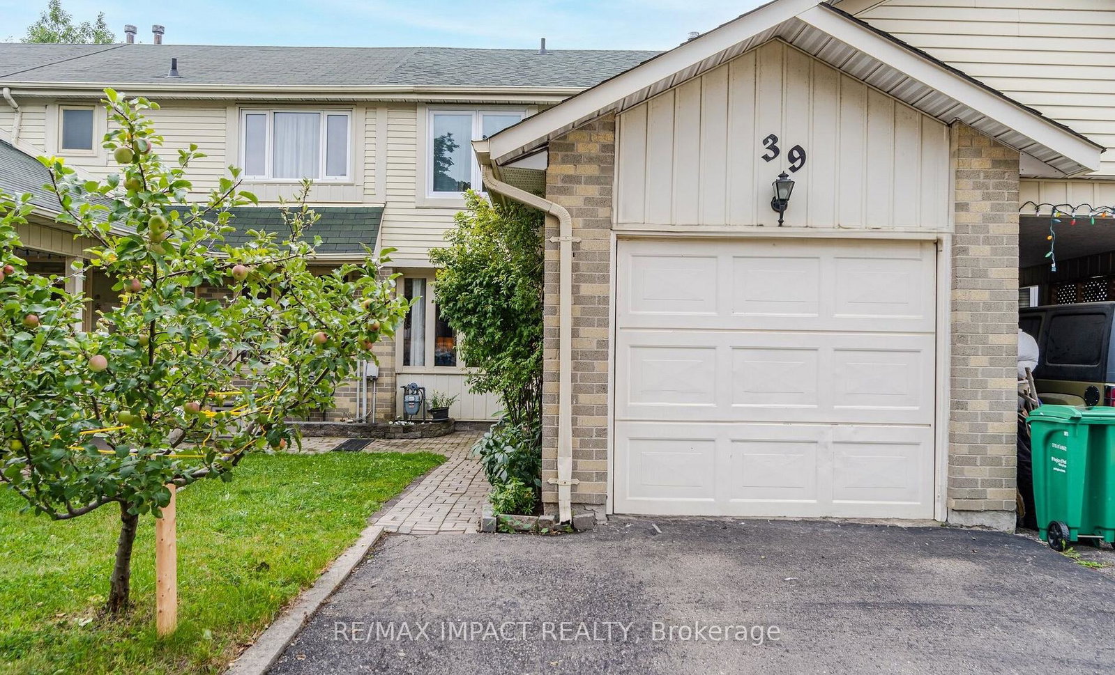 39-courtleigh-square-brampton-ontario-w12471363