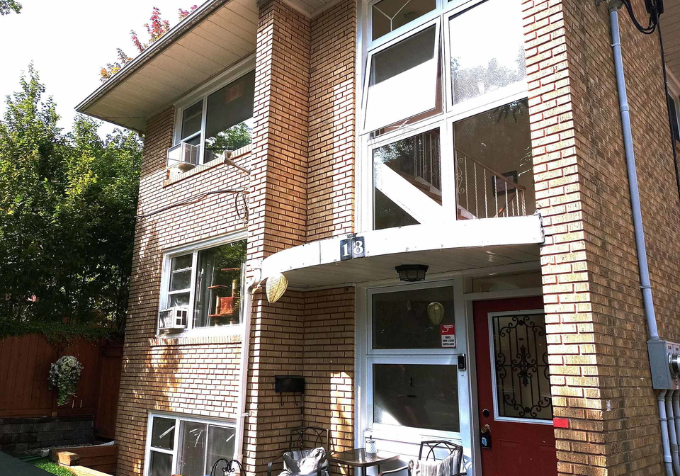 18-muskoka-avenue-etobicoke-ontario-w12471504