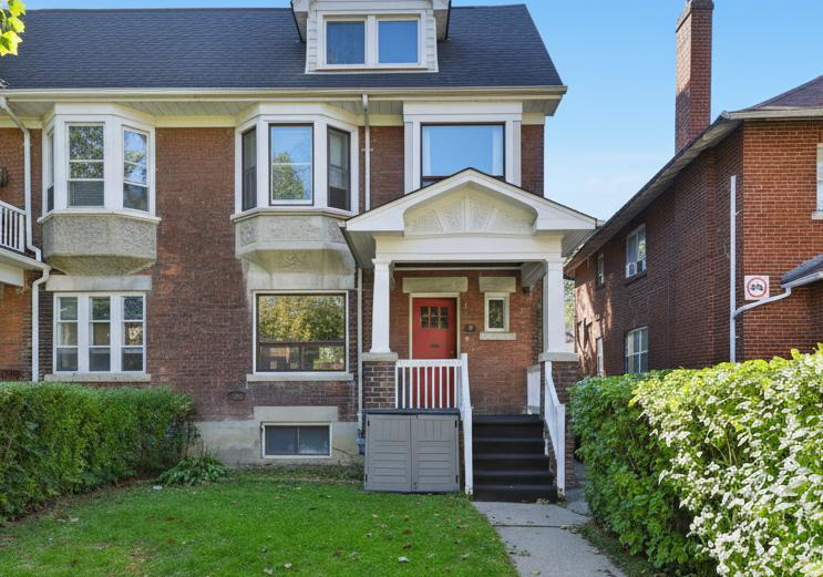 6-highview-crescent-toronto-ontario-w12471507