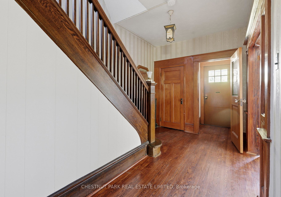 6-highview-crescent-toronto-ontario-w12471507