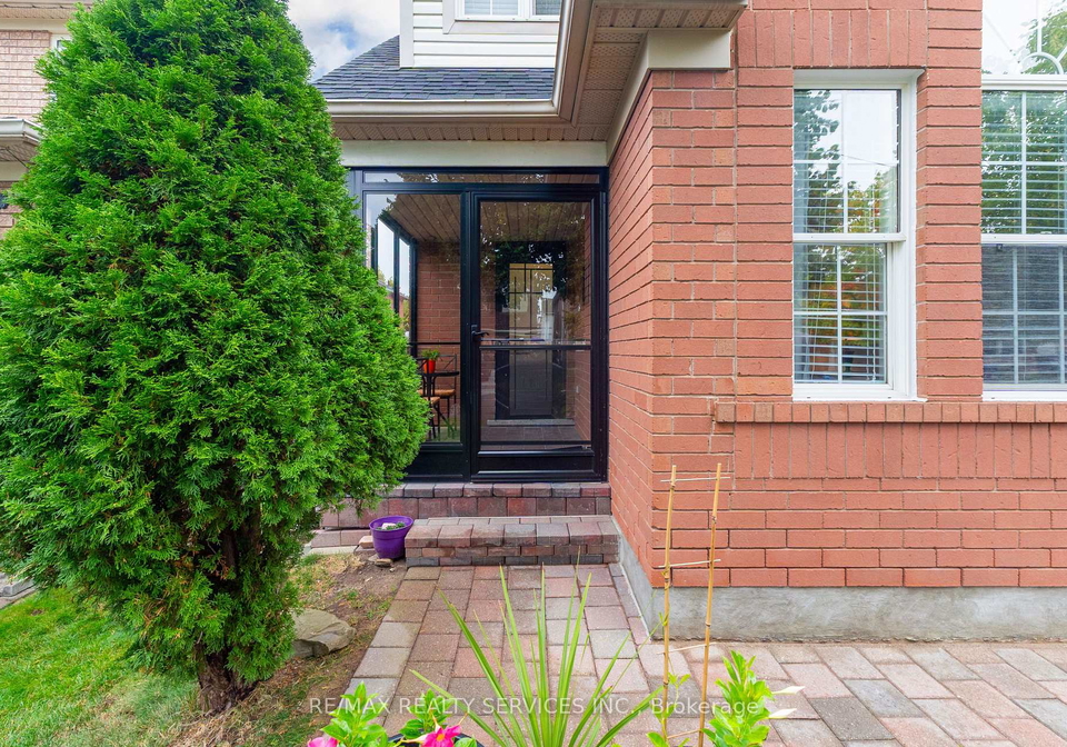 22-thorpe-crescent-brampton-ontario-w12471525
