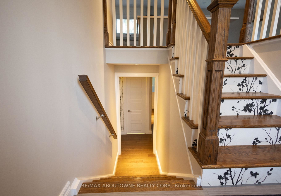 2424-yolanda-drive-oakville-ontario-w12471538