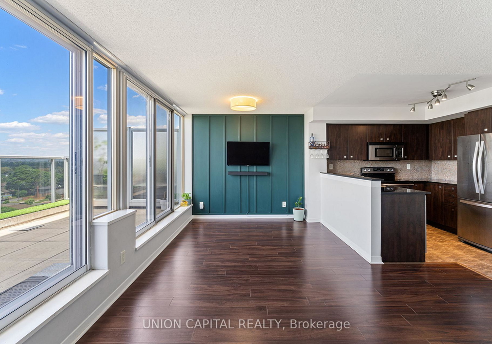 1040-the-queensway-etobicoke-ontario-w12471540