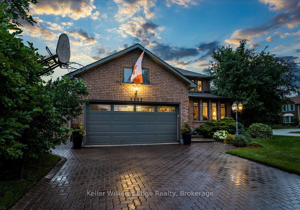 1121-manor-road-oakville-ontario-w12471685