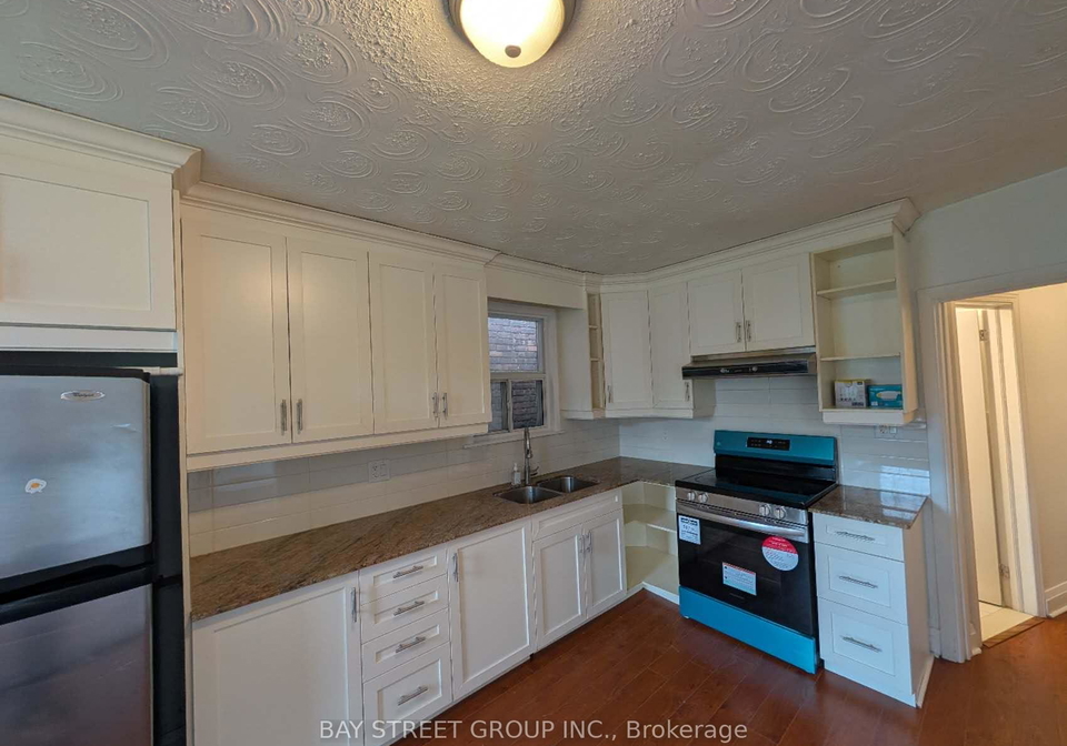 209-silverthorn-avenue-n-toronto-ontario-w12472001