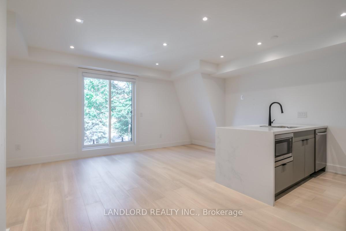 37-boustead-avenue-toronto-ontario-w12472088
