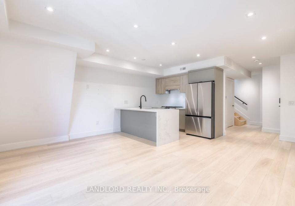 37-boustead-avenue-toronto-ontario-w12472088